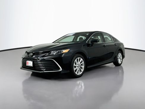 Certified 2023 Toyota Camry LE AWD/4WD image 3