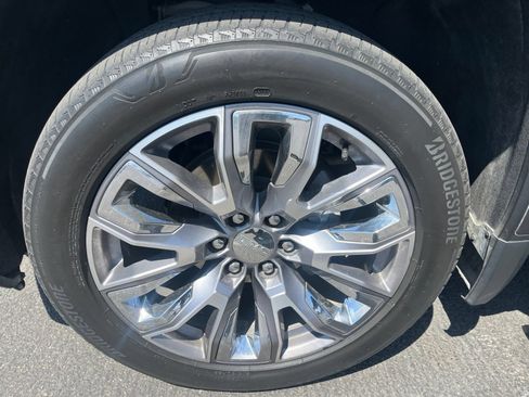 Used 2024 GMC Sierra 1500 Denali AWD/4WD image 14
