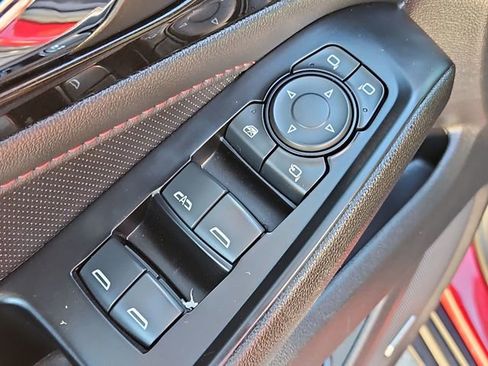 Certified 2023 Chevrolet Traverse RS image 23