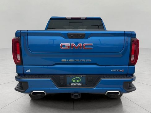 Used 2024 GMC Sierra 1500 AT4 w/ AT4 Premium Package AWD/4WD image 5