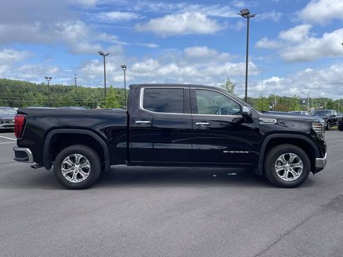 Used 2025 GMC Sierra 1500 SLT RWD image 2