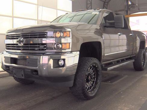 Used 2015 Chevrolet Silverado 2500 LTZ w/ Duramax Plus Package AWD/4WD image 18