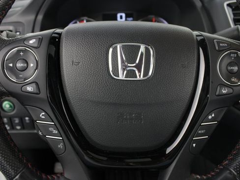 Used 2023 Honda Ridgeline Black Edition image 14