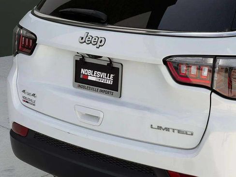 Used 2022 Jeep Compass Limited AWD/4WD image 32