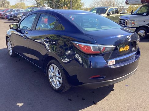 Used 2018 Toyota Yaris iA image 5