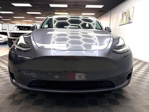 Used 2020 Tesla Model Y Long Range AWD/4WD image 4
