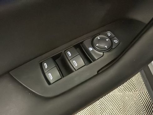 Used 2023 Chevrolet Blazer RS AWD/4WD image 10