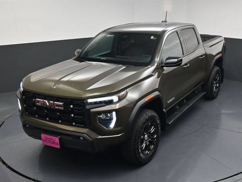 Used 2023 GMC Canyon Elevation w/ Elevation Premium Package AWD/4WD image 15