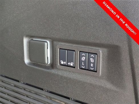 Used 2024 GMC Yukon Denali image 37