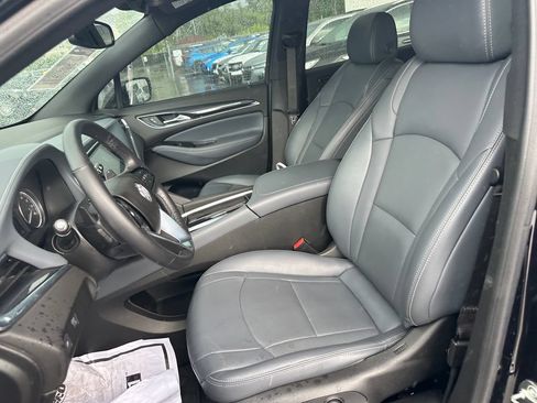 Used 2024 Buick Enclave Essence w/ Experience Buick Package AWD/4WD image 12