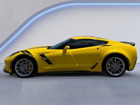Used 2019 Chevrolet Corvette Grand Sport RWD image 6