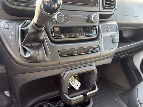 Used 2025 RAM ProMaster 2500 w/ Convenience Group FWD image 22
