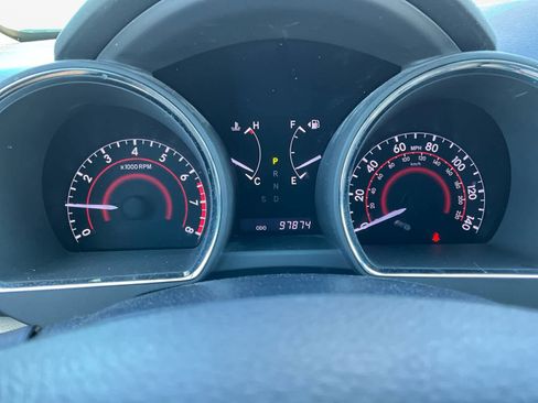 Used 2013 Toyota Highlander Plus AWD/4WD image 16