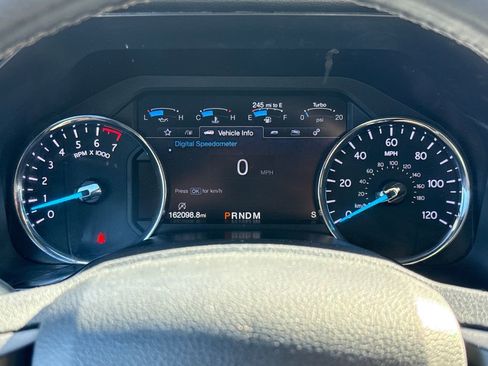 Used 2019 Ford Expedition Max Limited image 16