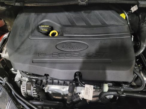 Used 2017 Ford Escape SE AWD/4WD image 30