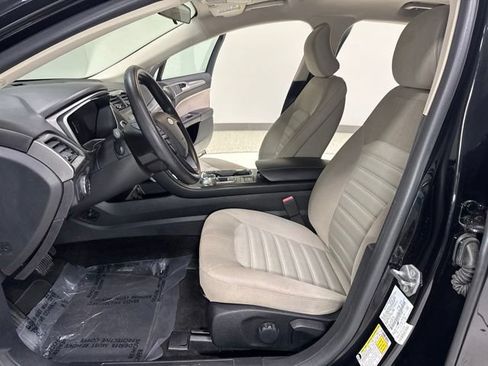 Used 2018 Ford Fusion S FWD image 11