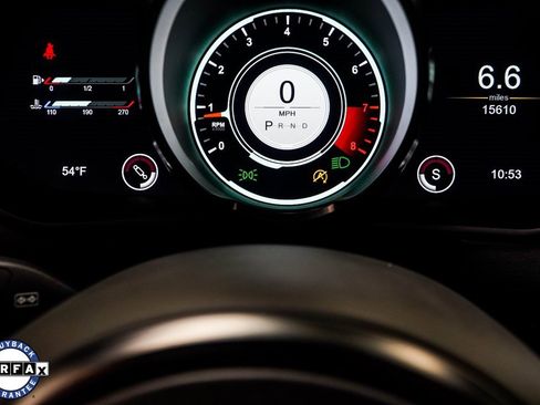 Used 2020 Aston Martin V8 Vantage Coupe image 30