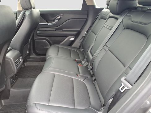 Used 2025 Lincoln Corsair AWD w/ Equipment Group 101A image 13