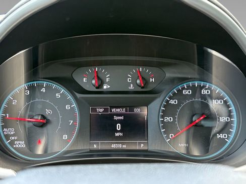 Used 2023 Chevrolet Malibu LT FWD image 2