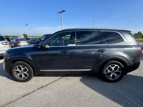 Used 2020 Kia Telluride EX AWD/4WD image 2