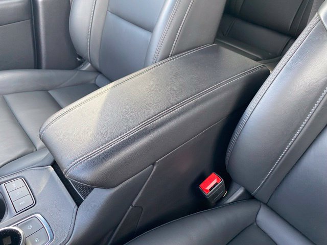 Used 2025 Cadillac XT4 Premium Luxury AWD/4WD image 37