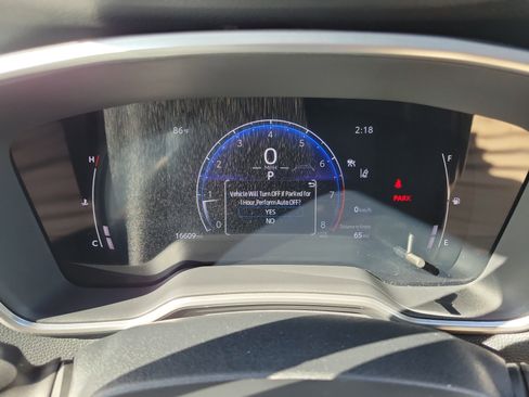 Used 2023 Toyota Corolla Cross XLE image 32