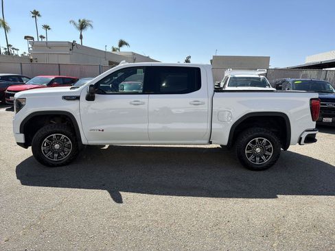 Used 2025 GMC Sierra 1500 AT4 AWD/4WD image 8