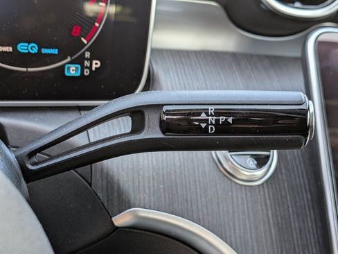 Used 2022 Mercedes-Benz C 300 Sedan image 11