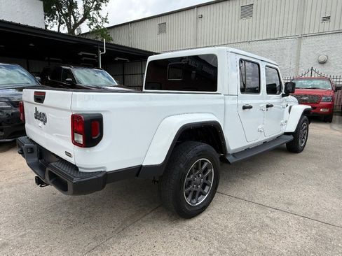 Used 2022 Jeep Gladiator Overland w/ Popular Equipment Package AWD/4WD image 4