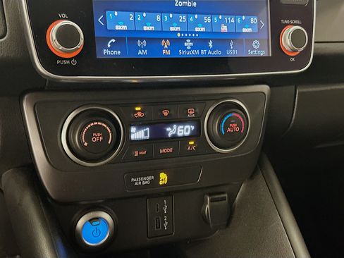 Used 2025 Nissan Leaf S FWD image 23