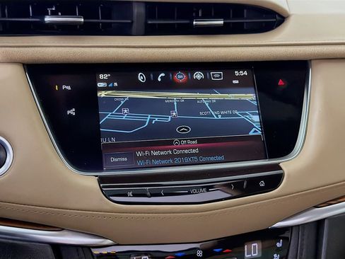 Used 2019 Cadillac XT5 Platinum image 18