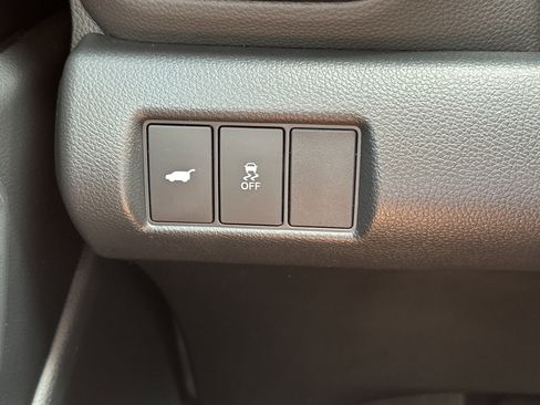 Used 2025 Honda Pilot EX-L image 28