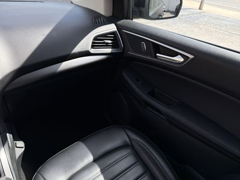 Used 2024 Ford Edge SEL AWD/4WD image 21