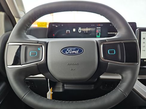 New 2026 Ford Expedition Active image 27