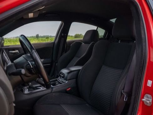 Used 2020 Dodge Charger R/T RWD image 10