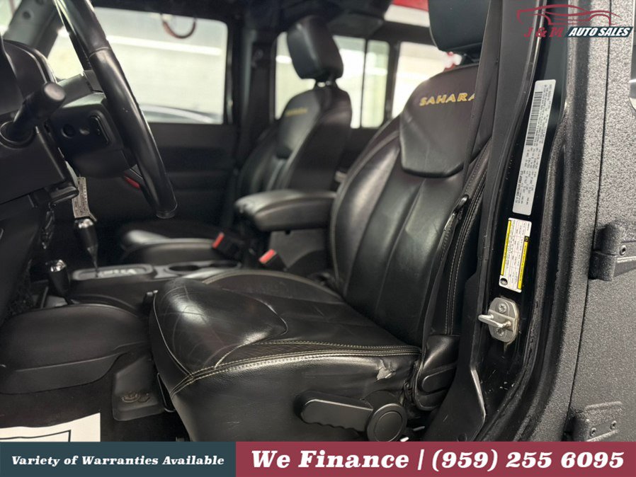 Used 2015 Jeep Wrangler Unlimited Sahara w/ Connectivity Group AWD/4WD image 15
