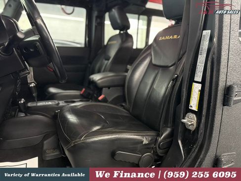 Used 2015 Jeep Wrangler Unlimited Sahara w/ Connectivity Group AWD/4WD image 15