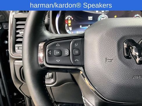 Used 2025 RAM 2500 Limited AWD/4WD image 16