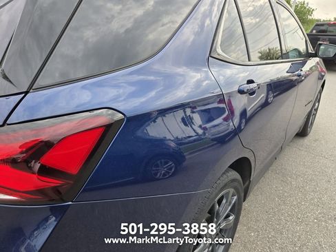 Used 2023 Chevrolet Equinox RS w/ RS Leather Package FWD image 9