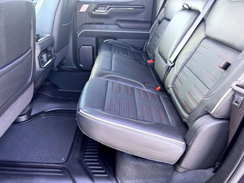 Used 2023 GMC Sierra 1500 AT4X image 22