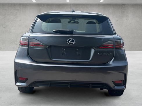 Used 2016 Lexus CT 200h w/ Seat Comfort Package FWD image 17
