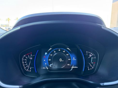 Used 2020 Hyundai Santa Fe SEL FWD image 10