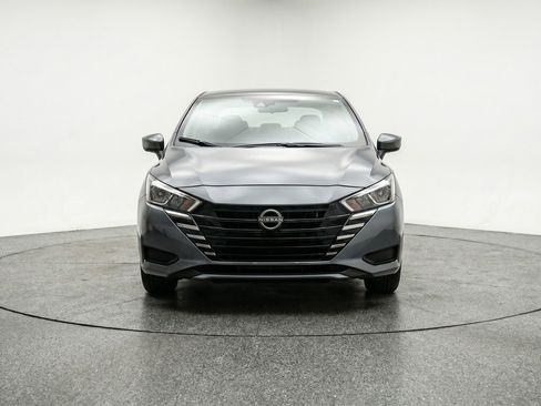 Used 2025 Nissan Versa SV FWD image 2