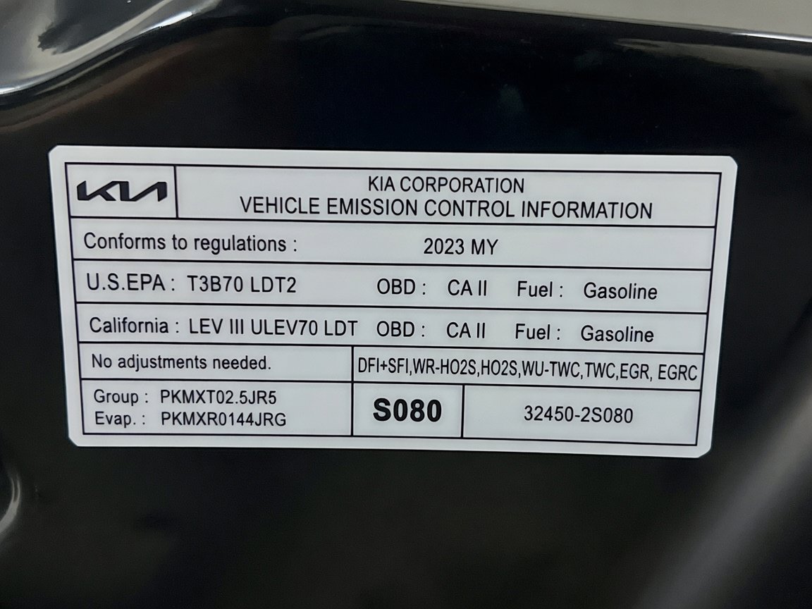 Used 2023 Kia Sorento S w/ Panoramic Sunroof Package FWD image 23