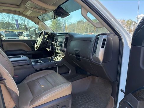 Used 2019 GMC Sierra 3500 Denali w/ Duramax Plus Package image 13