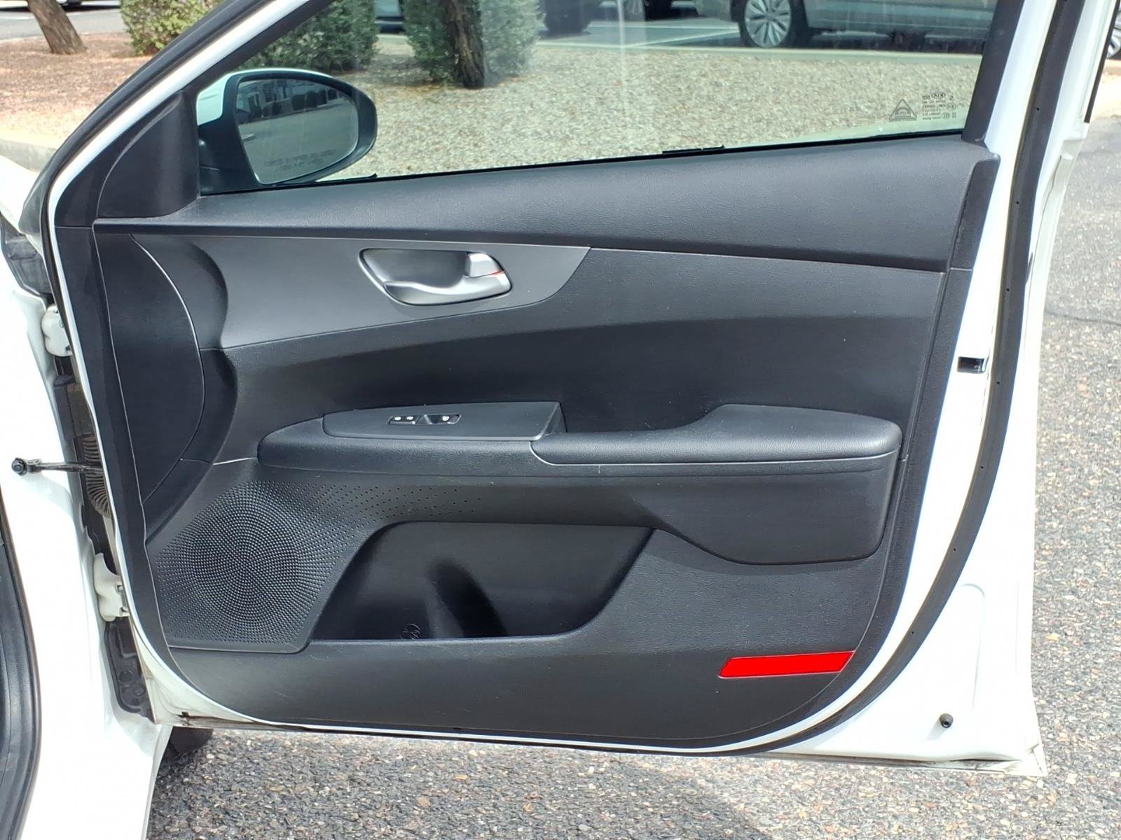 Used 2019 Kia Forte LXS FWD image 14