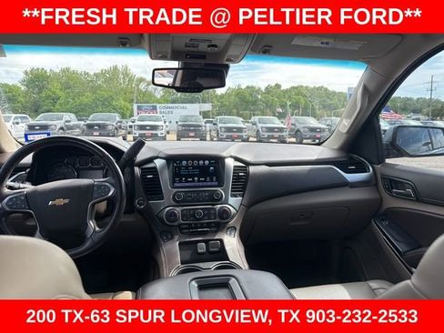 Used 2018 Chevrolet Suburban LT image 12