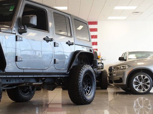Used 2016 Jeep Wrangler Unlimited Sport w/ Quick Order Package 24S AWD/4WD image 12