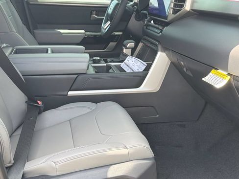 New 2026 Toyota Tundra Limited AWD/4WD image 17