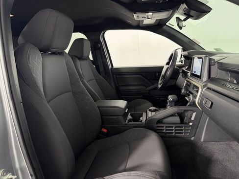 Used 2024 Toyota Tacoma SR AWD/4WD image 30